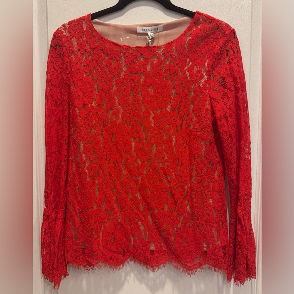 ROSE + OLIVE Red Lace Bell Sleeve Fringed Hem Blouse Top XS NWT